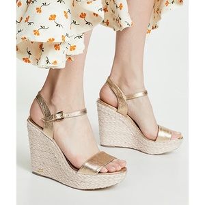 Michael Kors Jill Wedge in Pale Gold, Sz 8.5